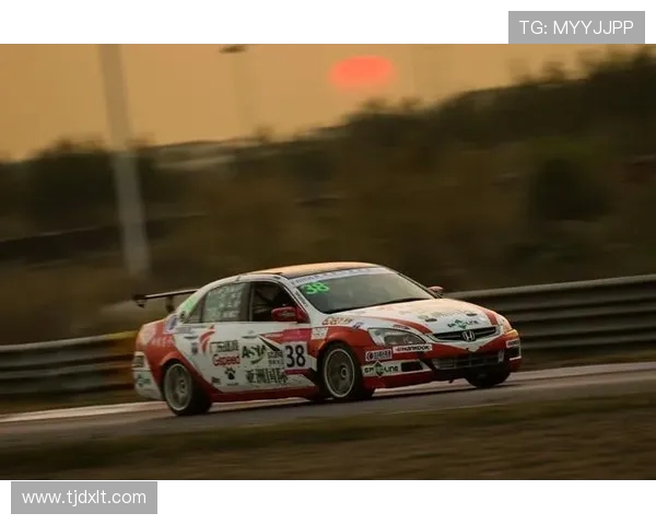 南京排球队耐力提升之路探讨与热议