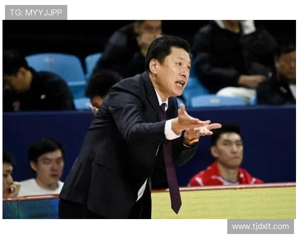 杭州网球队的包夹战术解析与实战应用探讨