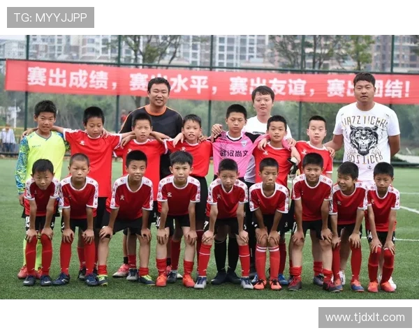 武汉足球队在全国足球比赛经验排行榜中荣登第六名引发热议 武汉足球队在全国足球比赛经验排行榜中荣登第六名引发热议