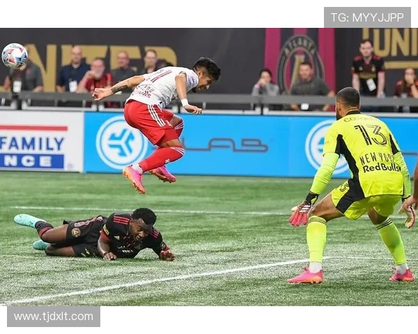 亚特兰大与洛杉矶银河的激烈对决谁能在这场比赛中笑到最后