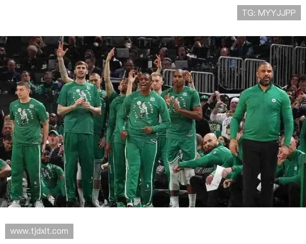 凯尔特人迎战米兰展开巅峰对决球迷期待精彩瞬间与激情碰撞