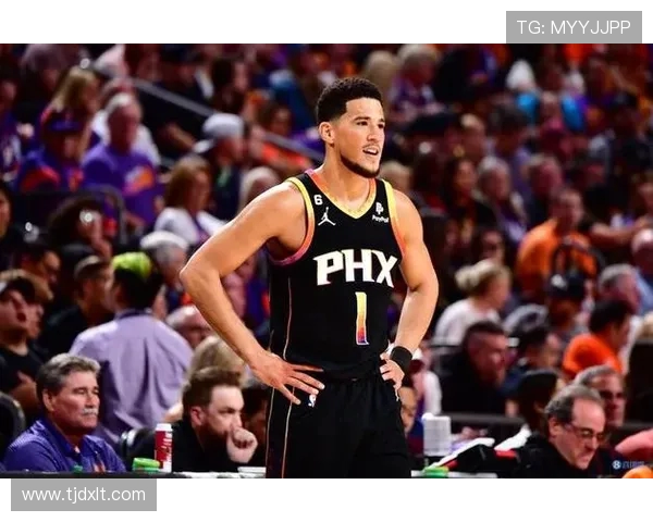 德文布克如何在NBA赛场上展现领袖风范与超强实力