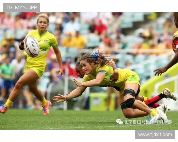 斯蒂文尼奇与雷丁激战正酣谁能在这场对决中笑到最后