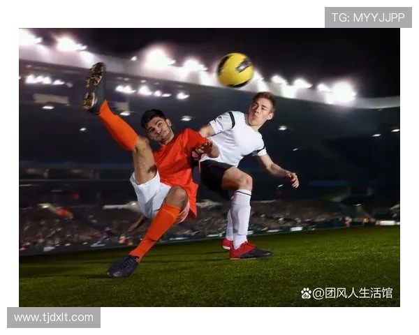 曼联与雷丁激战正酣比赛直播精彩瞬间全程回顾与分析