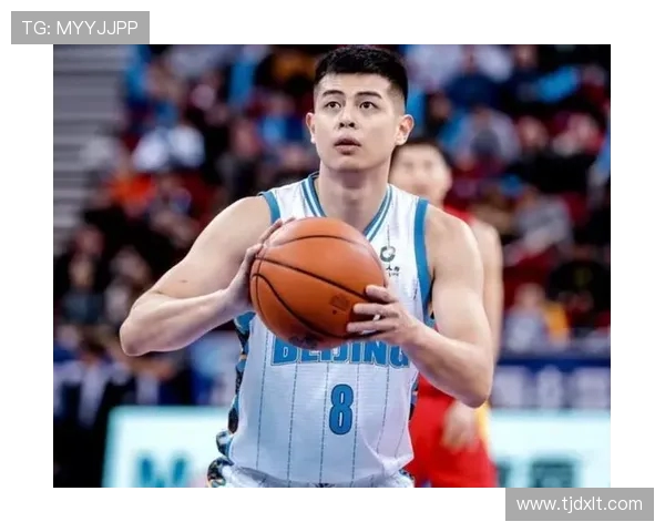 陈林坚的篮球梦想与奋斗历程：从青涩少年到职业球员的蜕变之路