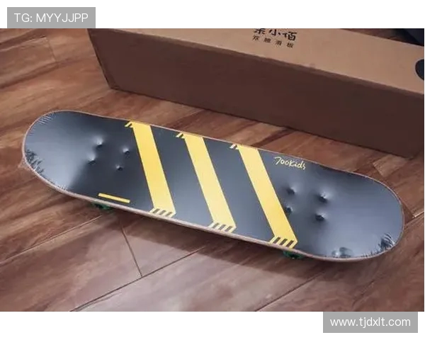 武汉滑板队快攻战术解析与滑板文化的融合探讨