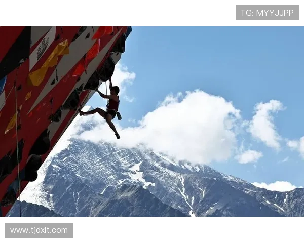 攀岩人生的挑战与坚持张强分享他的攀岩生涯故事与感悟