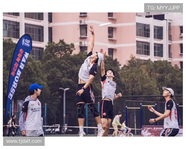 杭州飞盘队在世界攀岩锦标赛中的拼搏历程与荣耀时刻分享